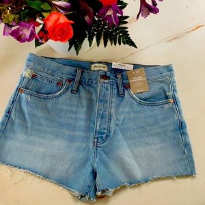 Brand New Madewell Mid Rise Relax Fit Jean Shorts